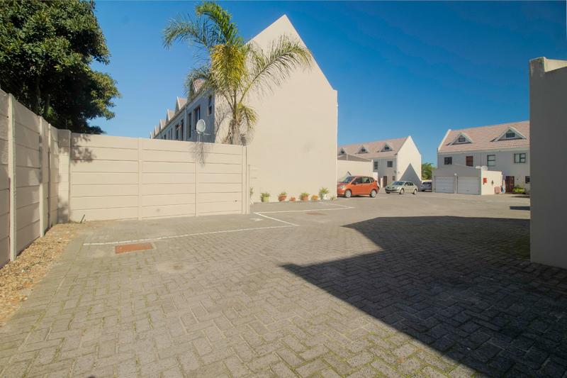 3 Bedroom Property for Sale in Parklands Western Cape